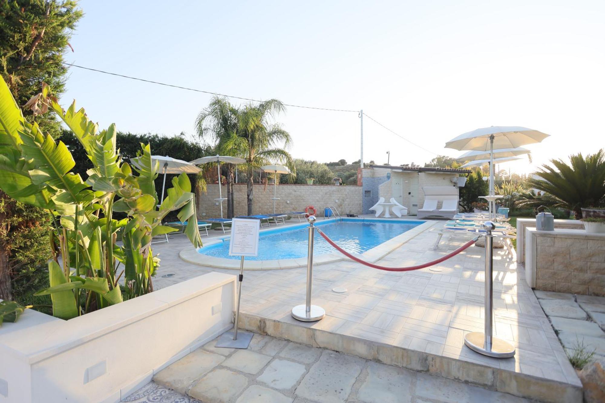 Relais Dea Degli Ulivi Hotel อากริเจนโต ภายนอก รูปภาพ
